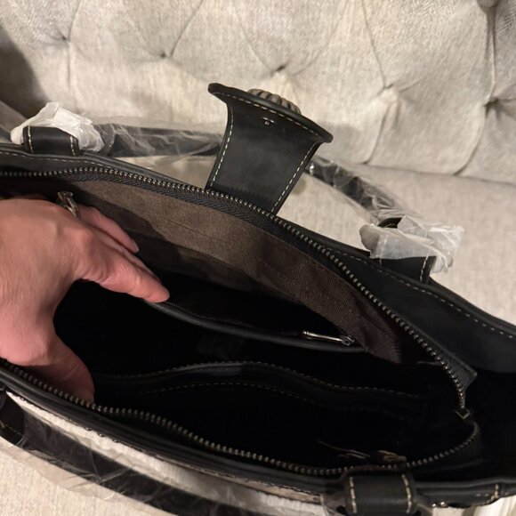 Trinity Ranch Genuine Leather Floral Tooled Purse (Black/Cream) - Picture 12 of 13